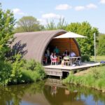 Explorez les cabanes perchées incontournables du Pays de la Loire : un séjour magique en pleine nature