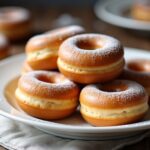 Donuts maison : secrets pour une pâte légère et irrésistiblement moelleuse